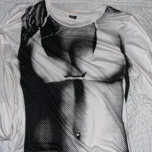 SHEIN Monochrome Graphic Long Sleeve Tee